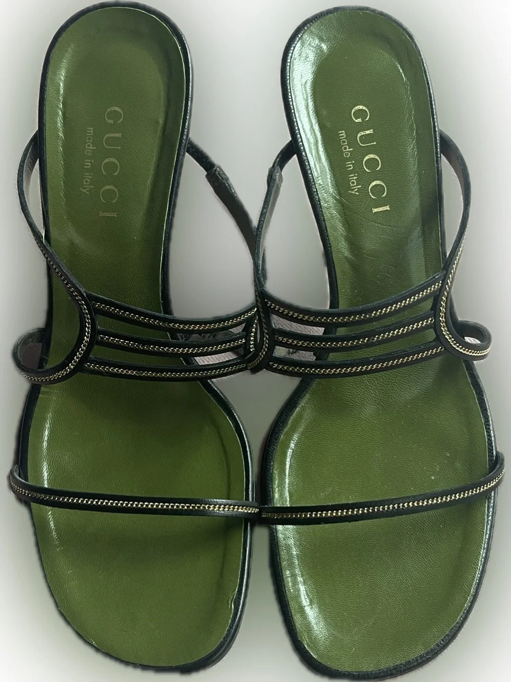 Gucci Olive Green Strappy Heel Sandals with Gold Trim - Picture 2 of 5